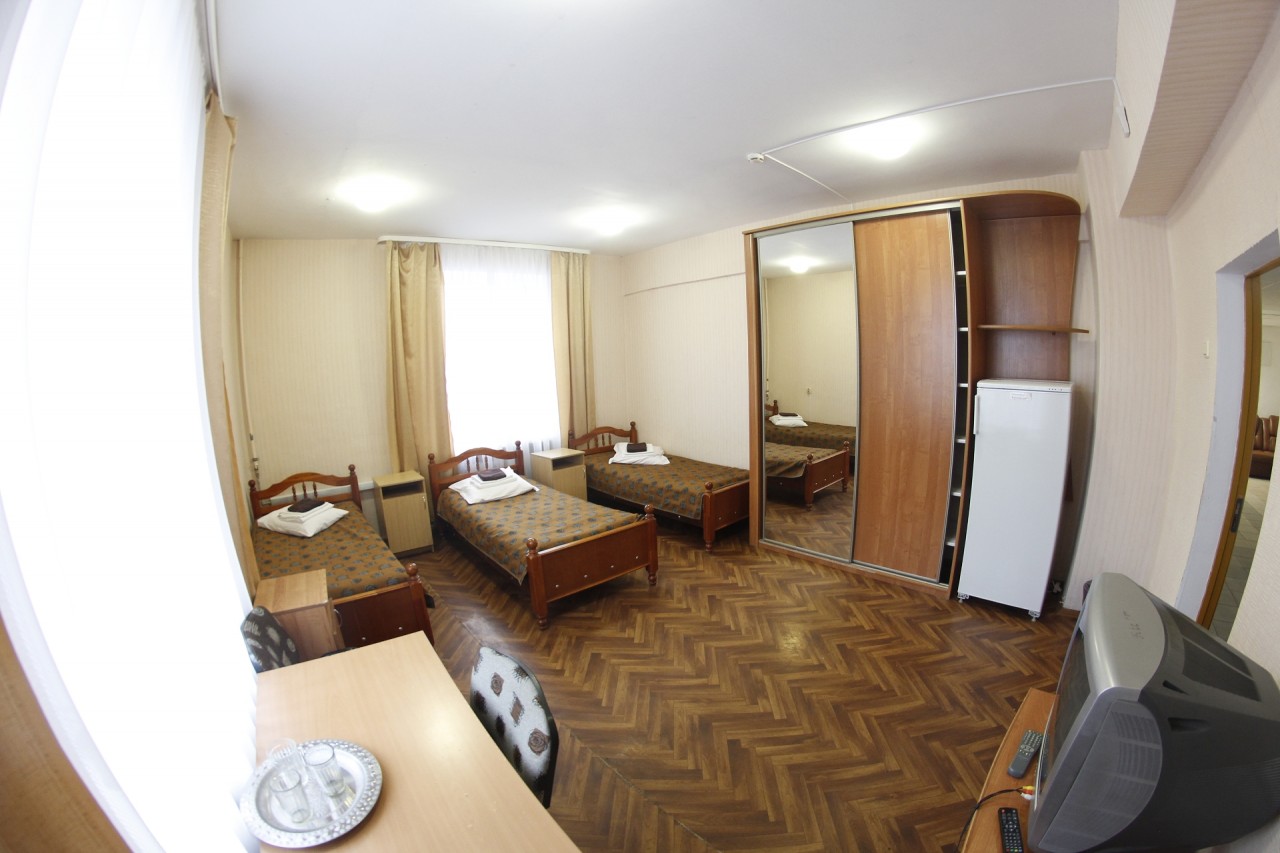 Трёхместный номер в гостинице СПОРТ в центре Минска